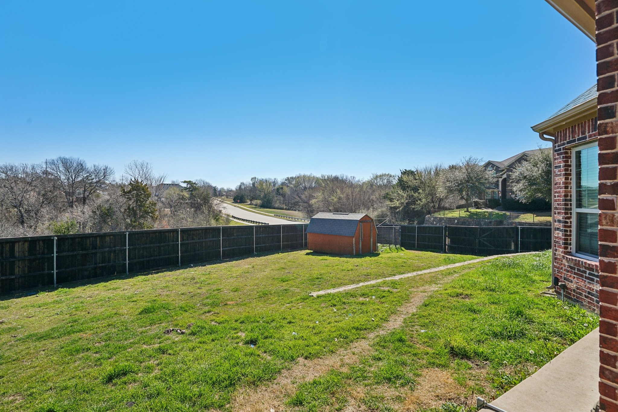 400 Shadow Creek Drive Desoto TX 75115