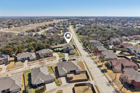 400 Shadow Creek Drive Desoto TX 75115