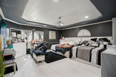400 Shadow Creek Drive Desoto TX 75115