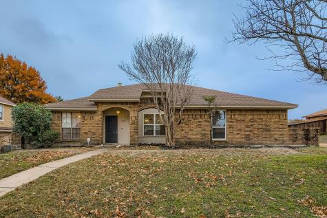 943 Aspen Drive Desoto TX 75115