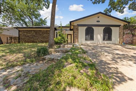 7633 Beckwood Drive Fort Worth TX 76112