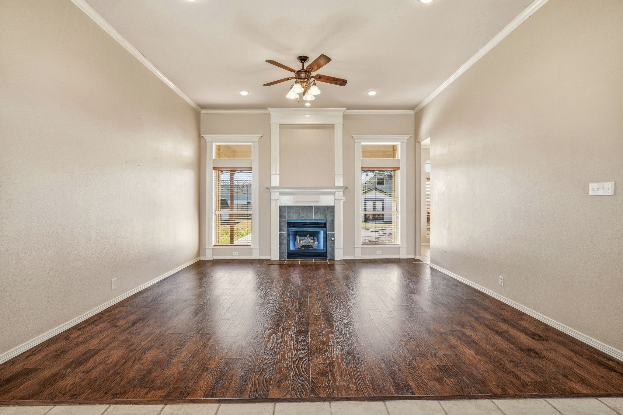 812 Alconberry Drive Crowley TX 76036