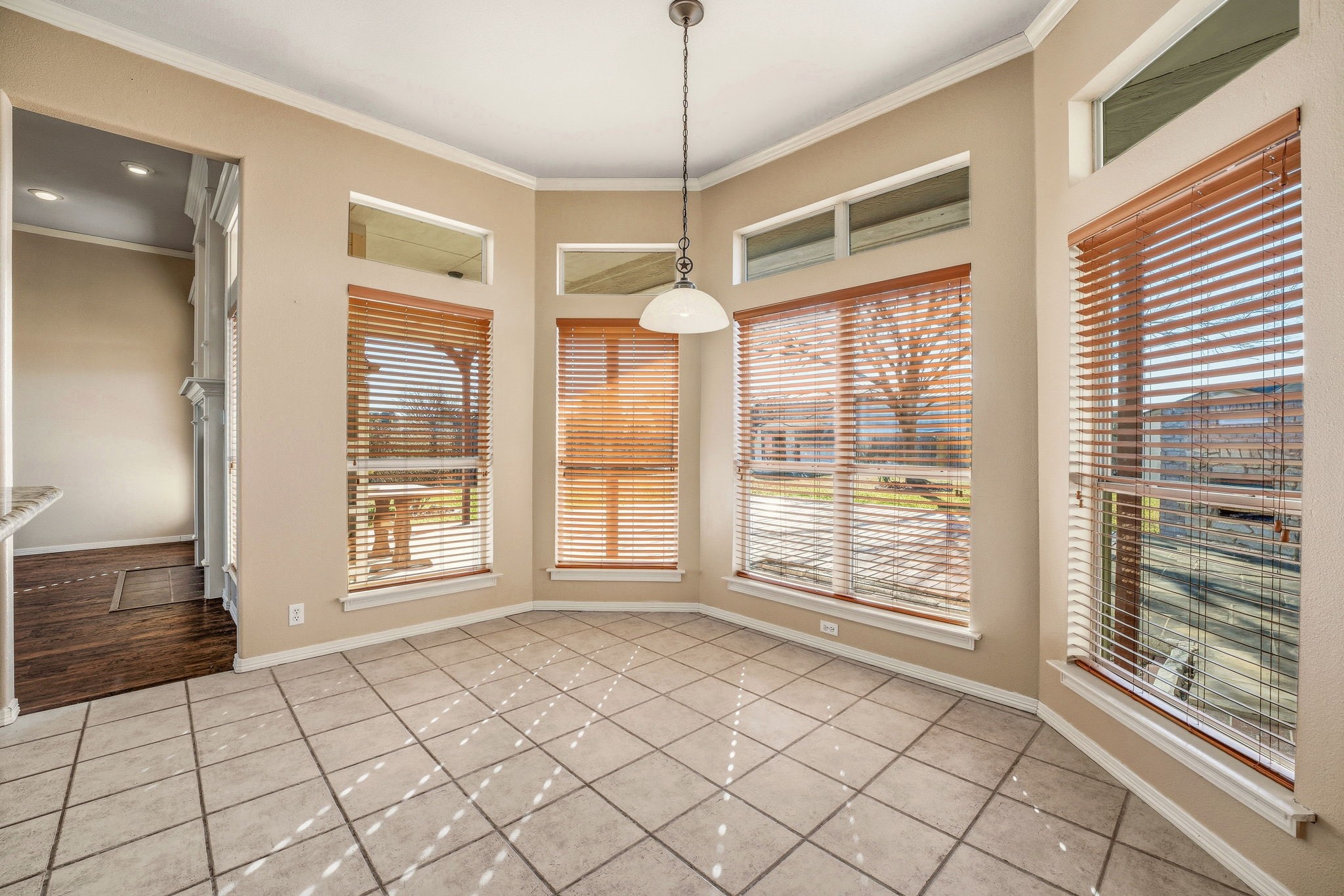 812 Alconberry Drive Crowley TX 76036