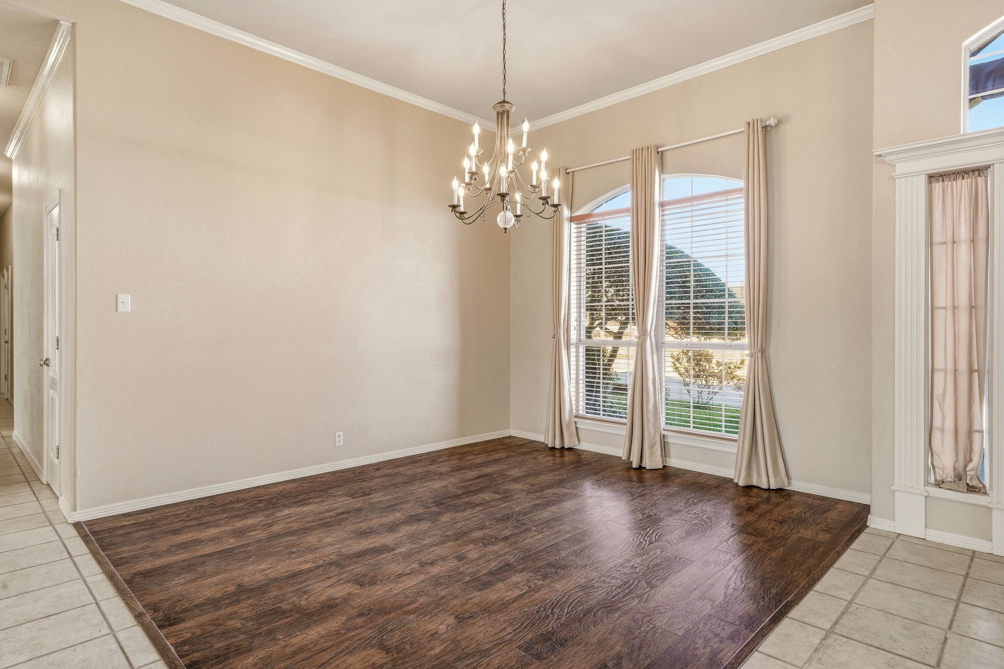 812 Alconberry Drive Crowley TX 76036