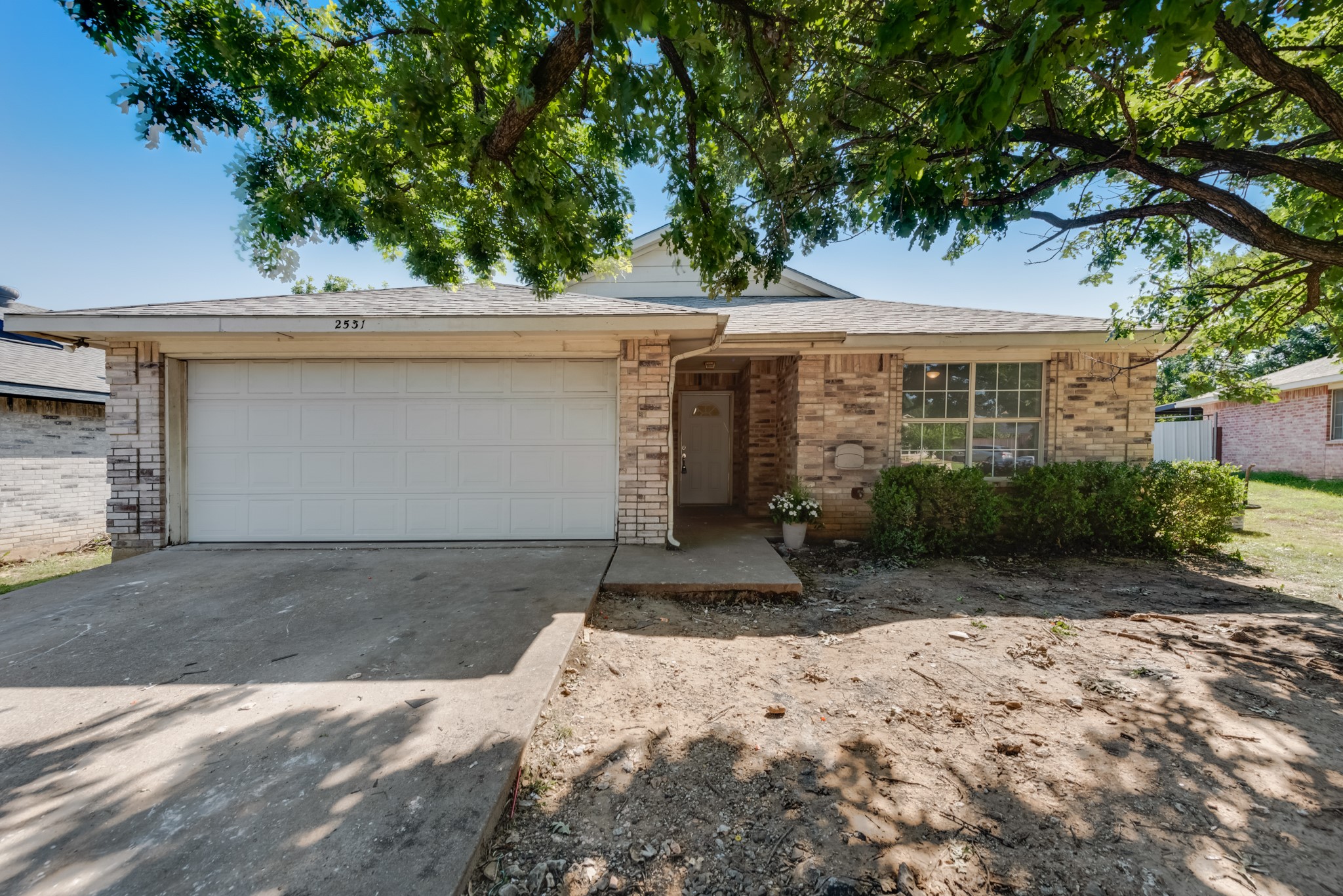 2531 Las Villas Avenue Dallas TX 75211