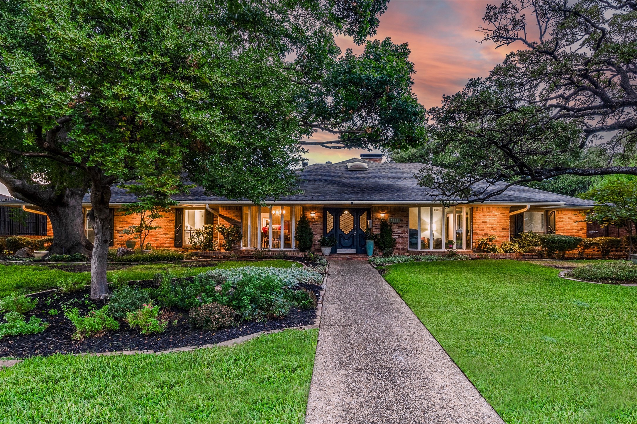 4507 Harvest Hill Road Dallas TX 75244