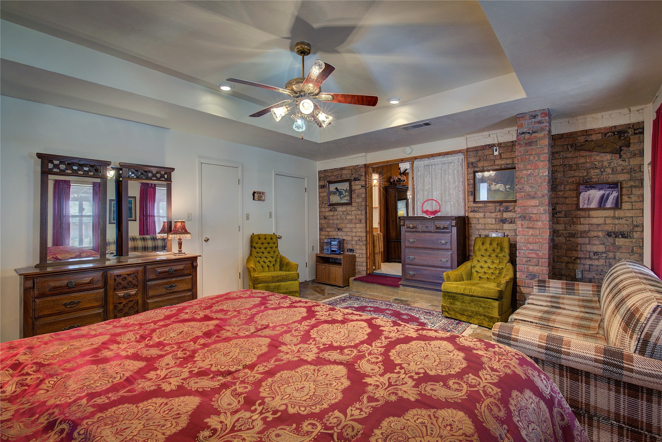 204 Garrett Avenue East Tawakoni TX 75472