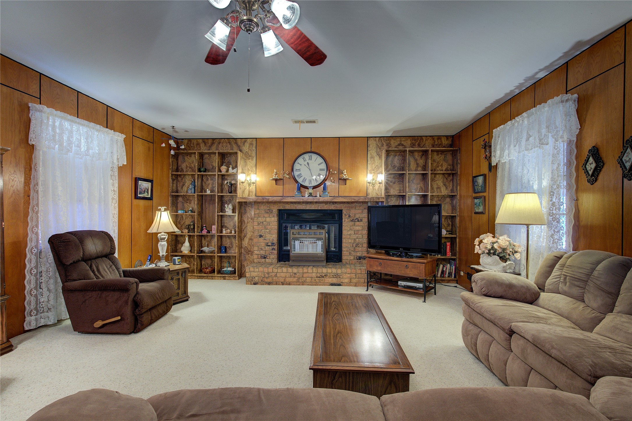 204 Garrett Avenue East Tawakoni TX 75472