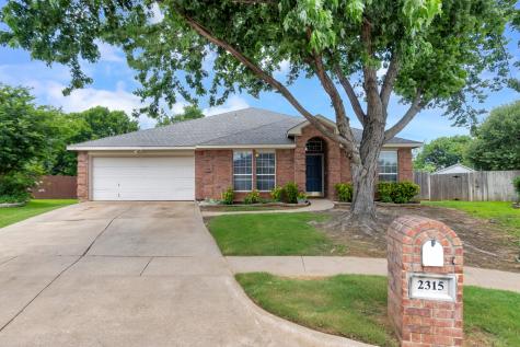 2315 Eden Green Drive Arlington TX 76001