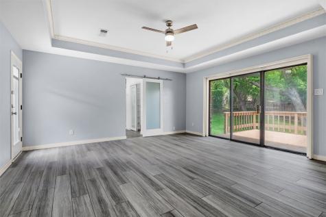 1908 Lakehill Court Arlington TX 76012