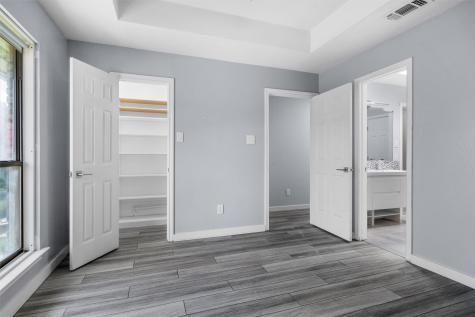 1908 Lakehill Court Arlington TX 76012