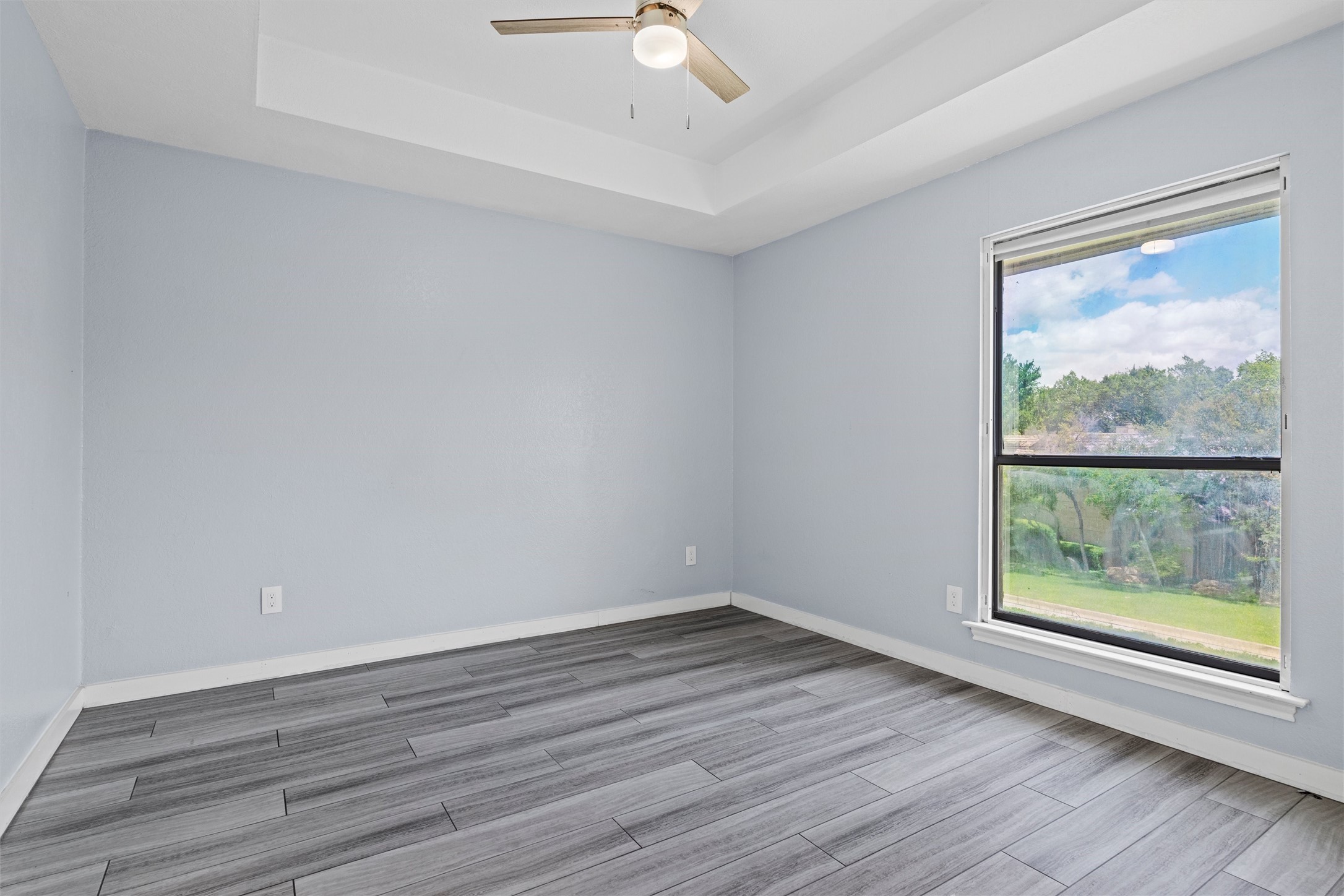 1908 Lakehill Court Arlington TX 76012