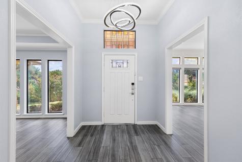 1908 Lakehill Court Arlington TX 76012