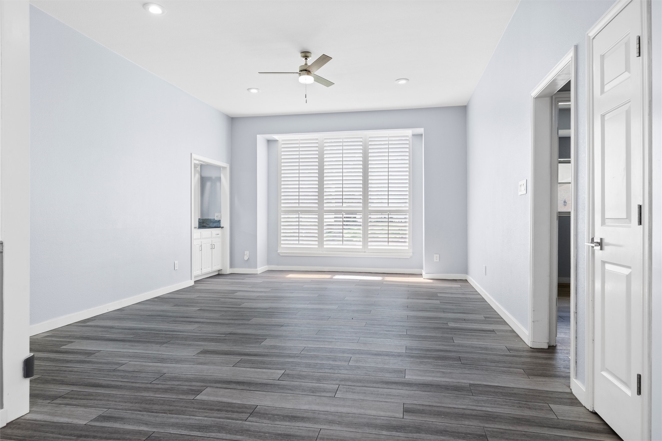 1908 Lakehill Court Arlington TX 76012