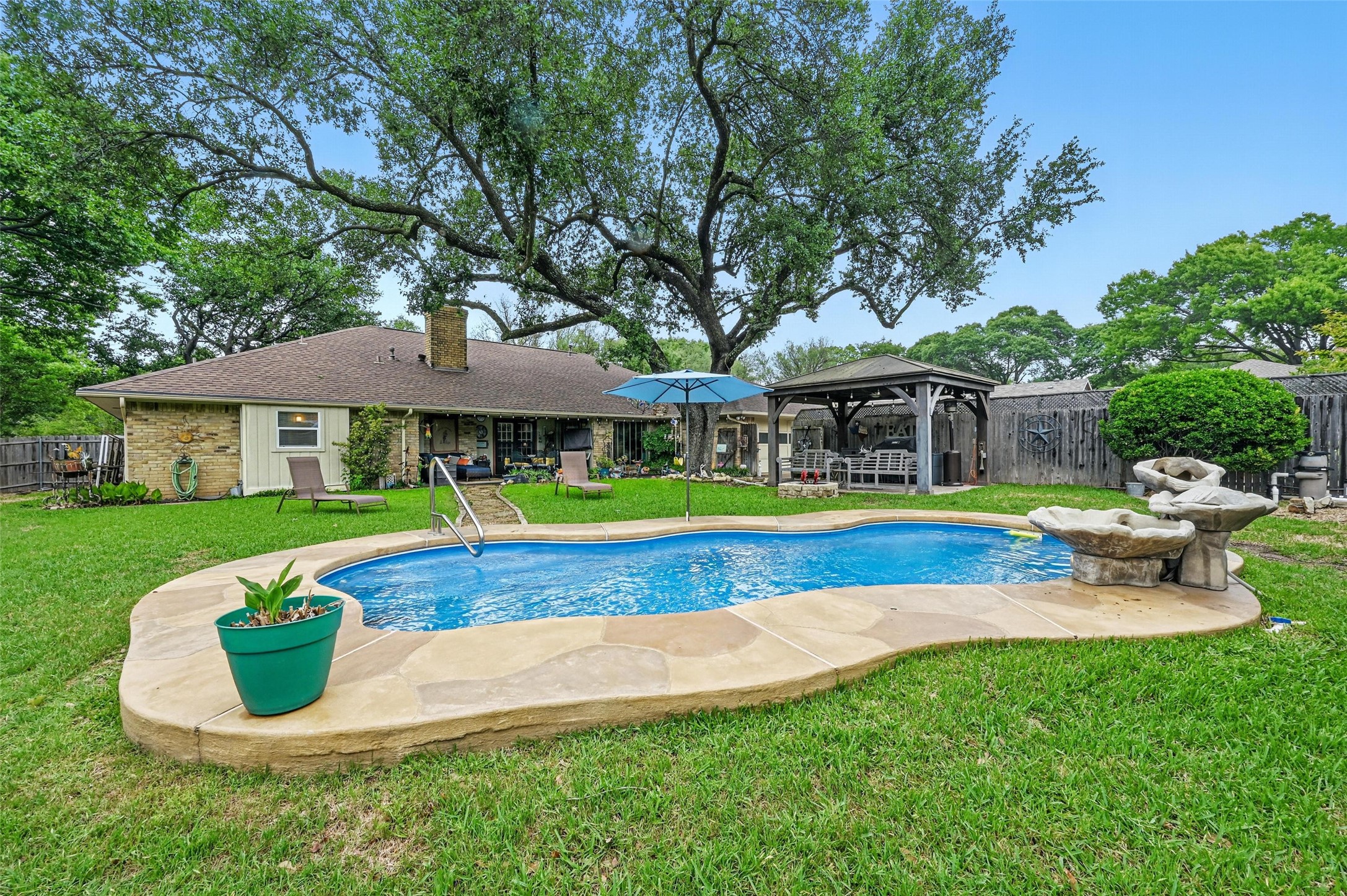 614 Oxford Drive Duncanville TX 75137