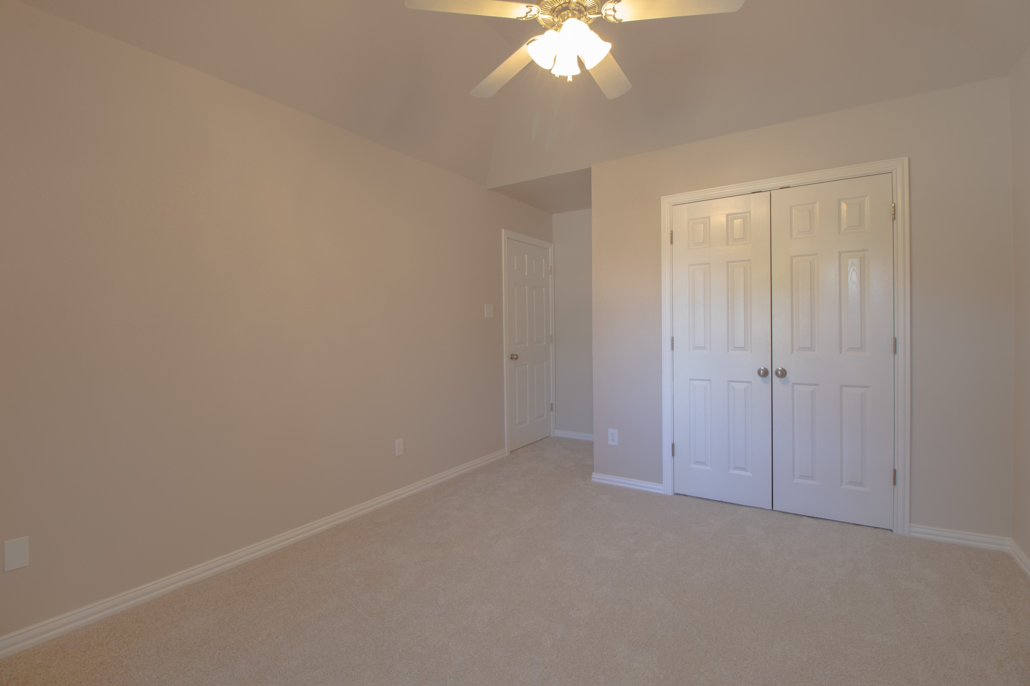 6101 Copperfield Drive Arlington TX 76001