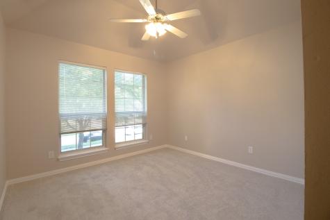 6101 Copperfield Drive Arlington TX 76001