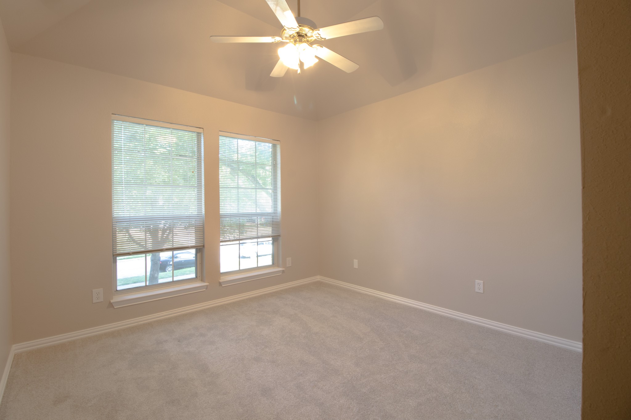 6101 Copperfield Drive Arlington TX 76001