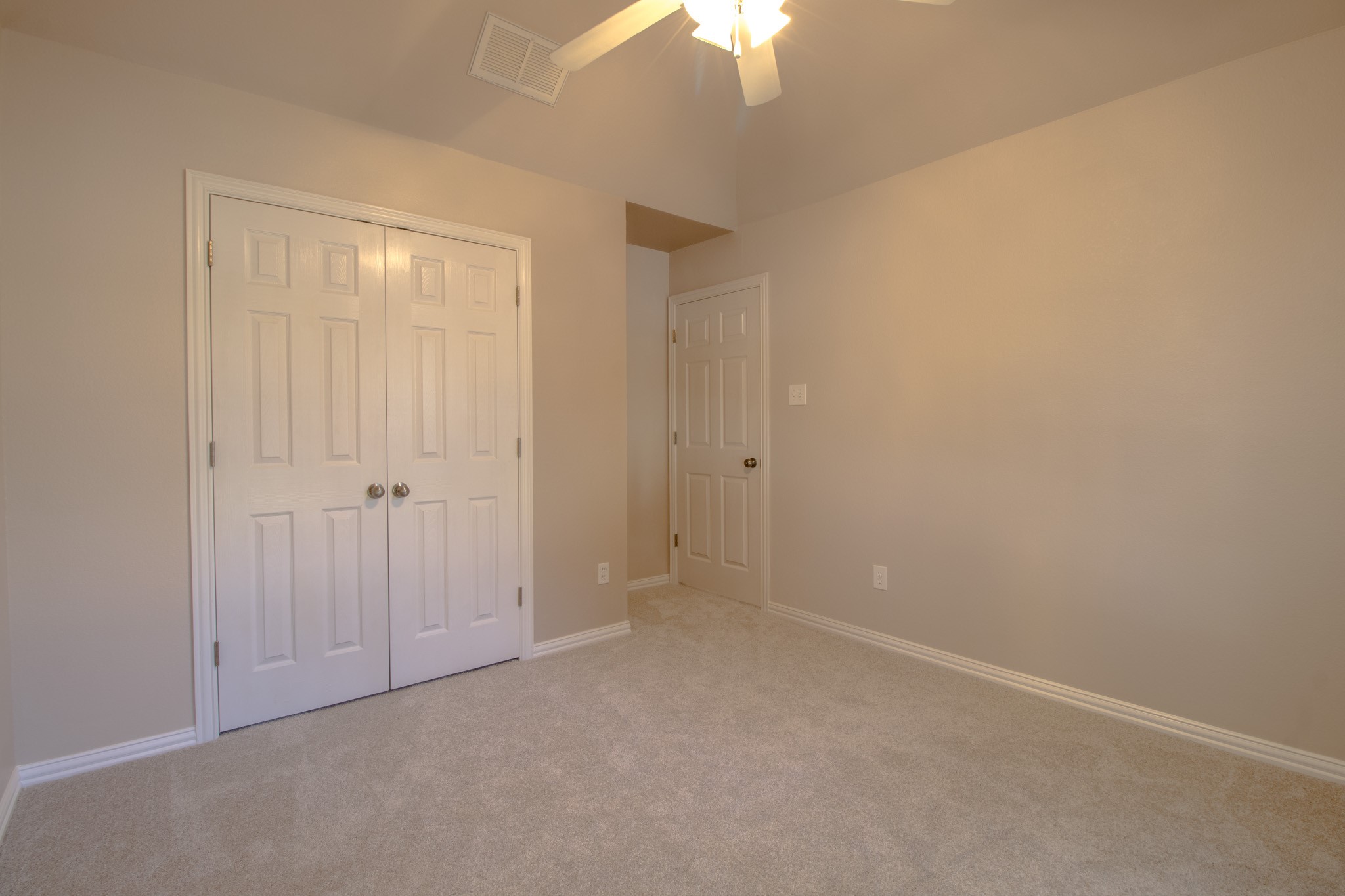 6101 Copperfield Drive Arlington TX 76001