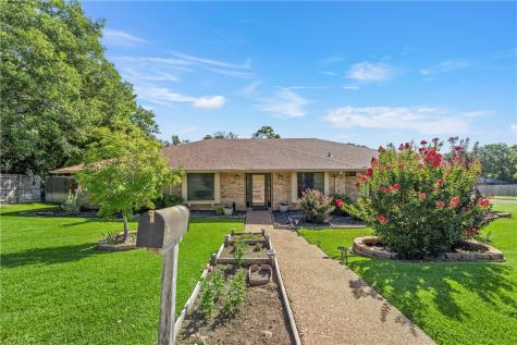 901 Ivy Ann Drive Woodway TX 76712