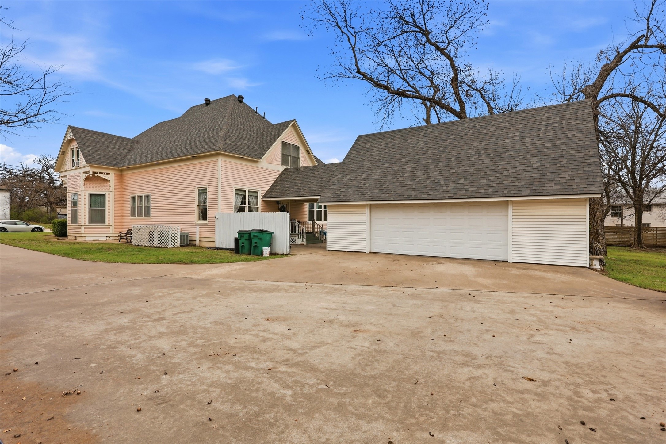 306 E Tarrant Street Bowie TX 76230