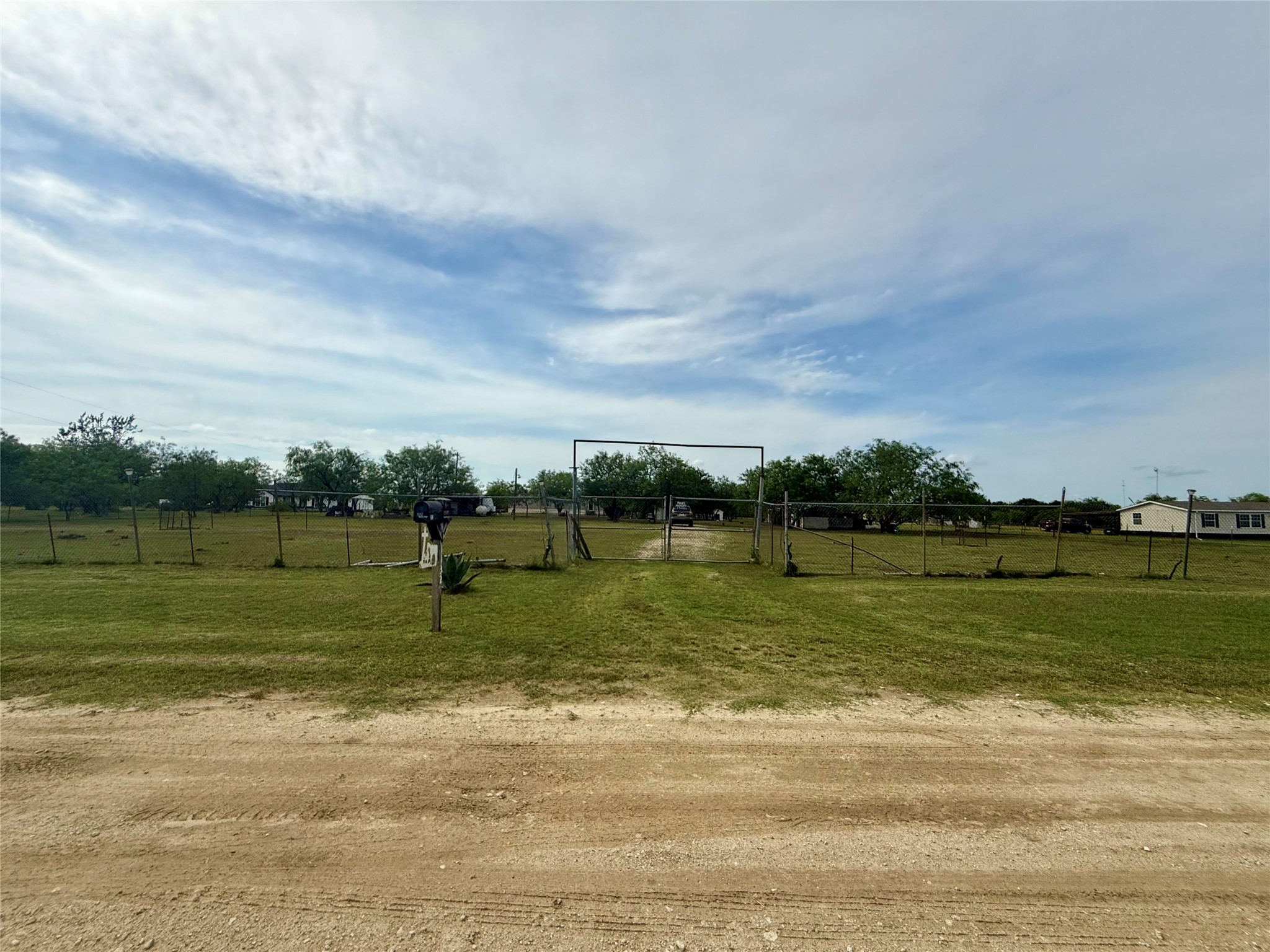 1132 SW County Road 2348 Richland TX 76681