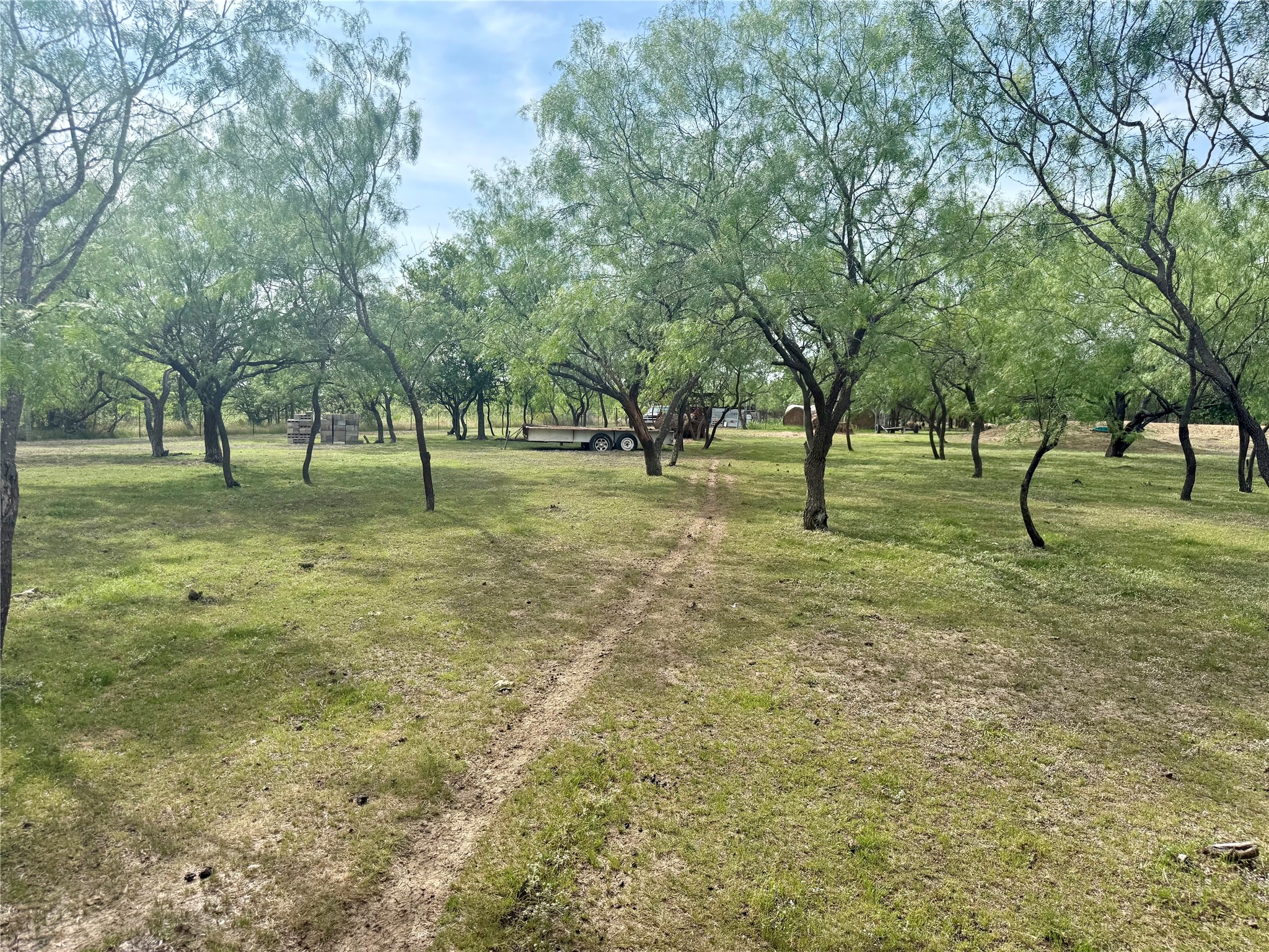 1132 SW County Road 2348 Richland TX 76681