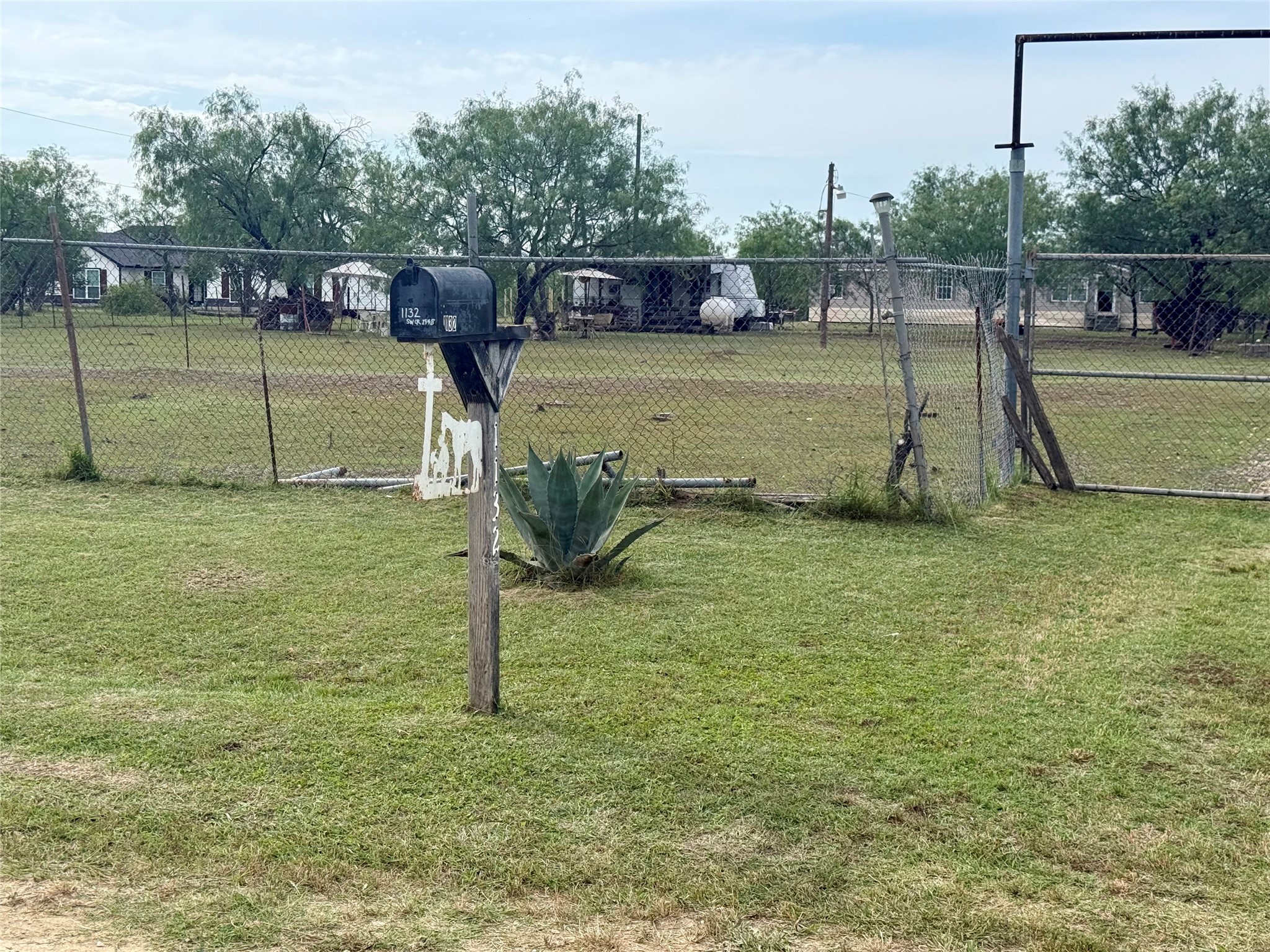 1132 SW County Road 2348 Richland TX 76681