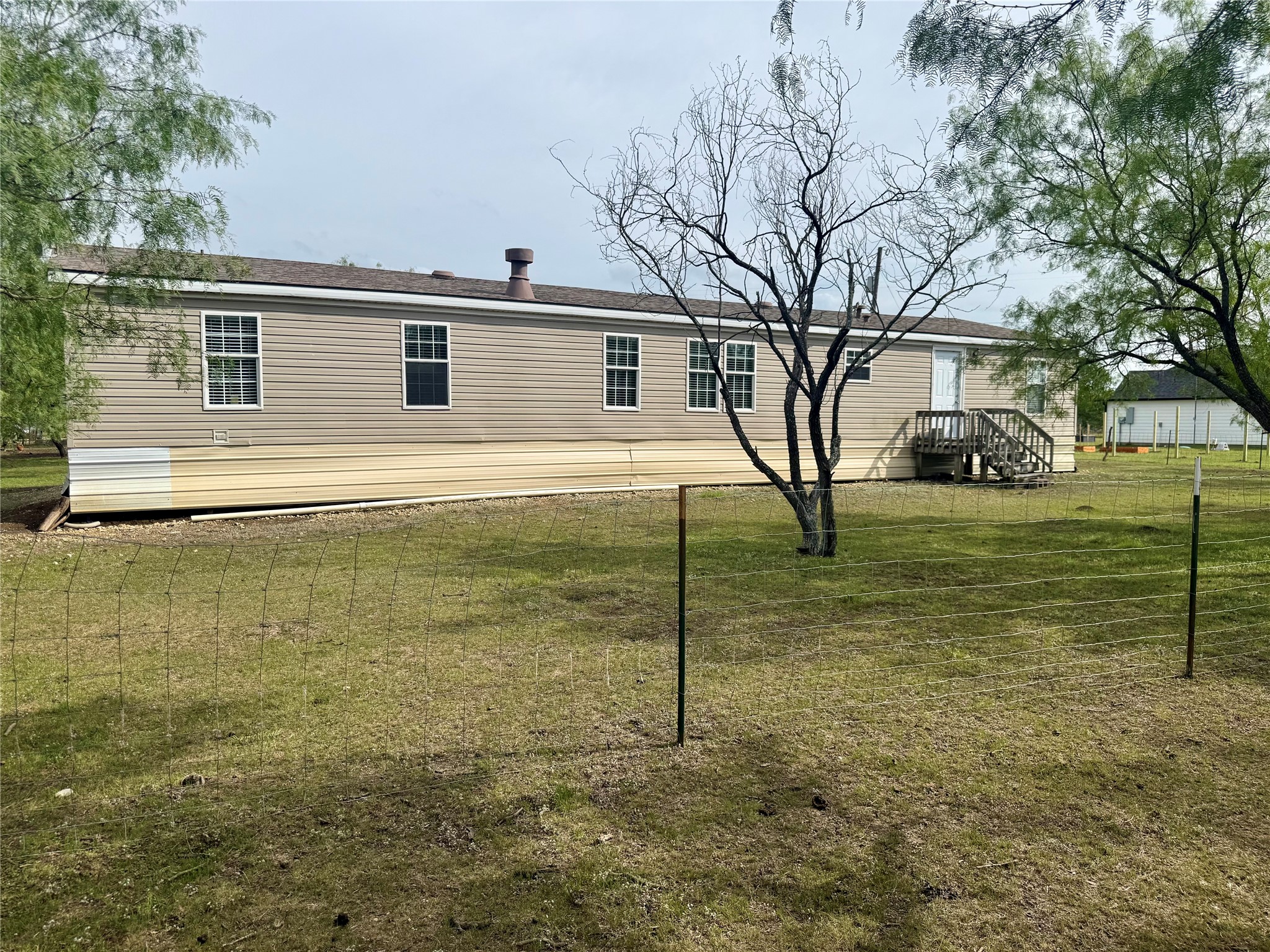 1132 SW County Road 2348 Richland TX 76681