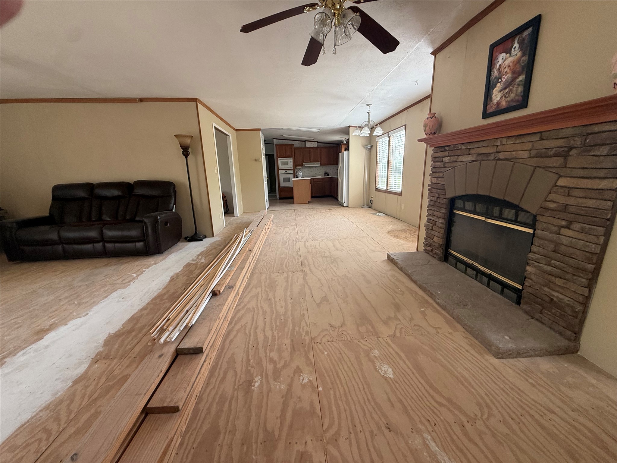 1132 SW County Road 2348 Richland TX 76681