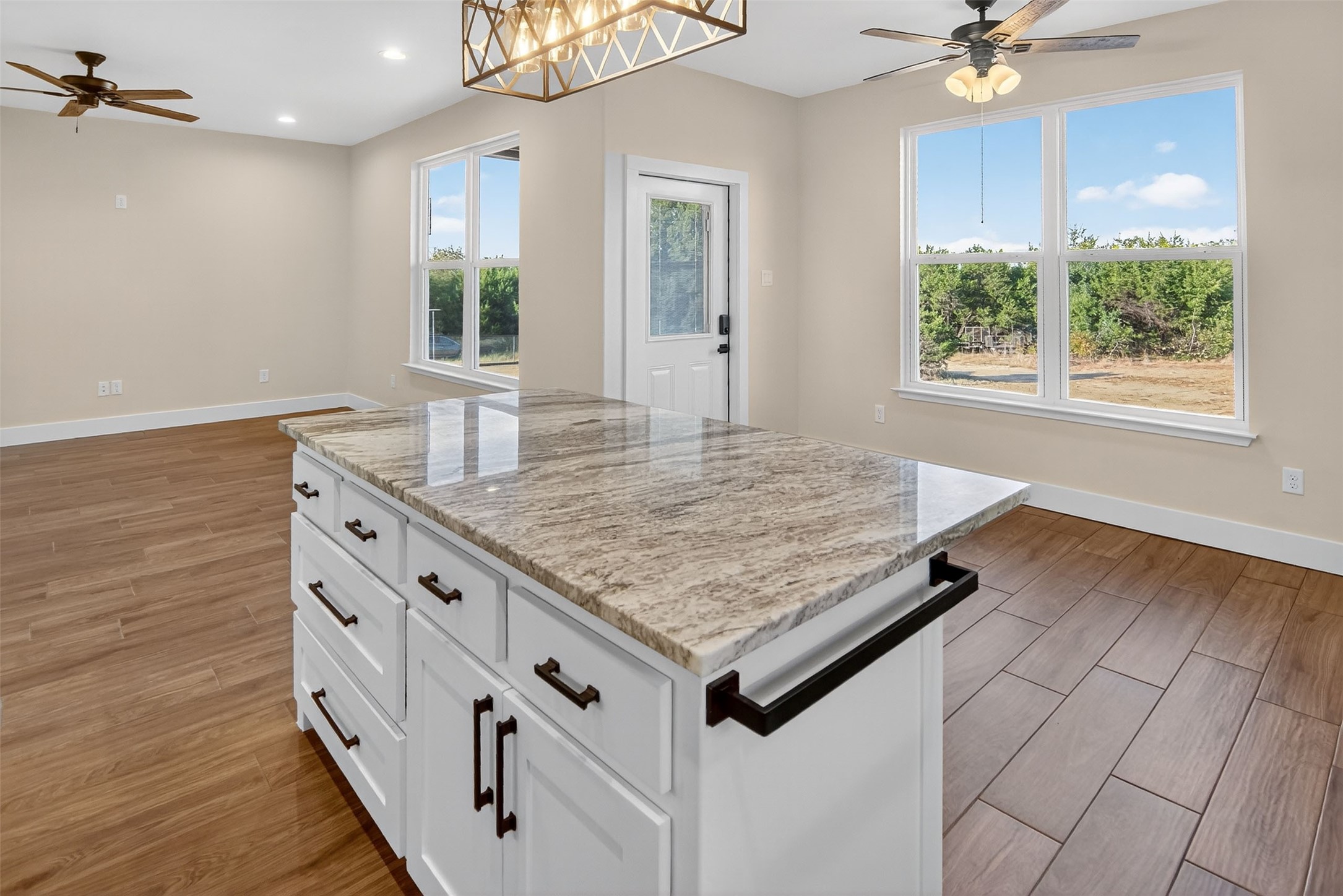 1613 Franklin Street Weatherford TX 76086