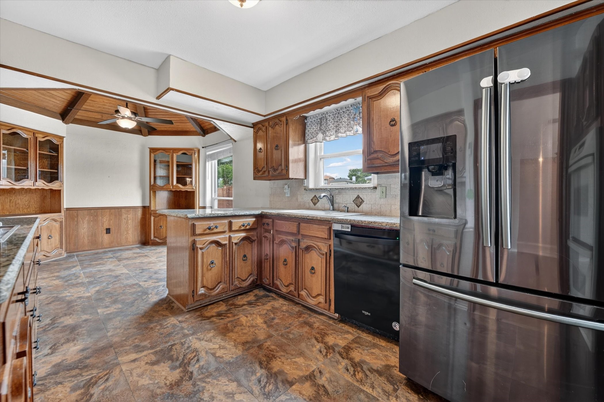 1000 Oxfordshire Drive Carrollton TX 75007