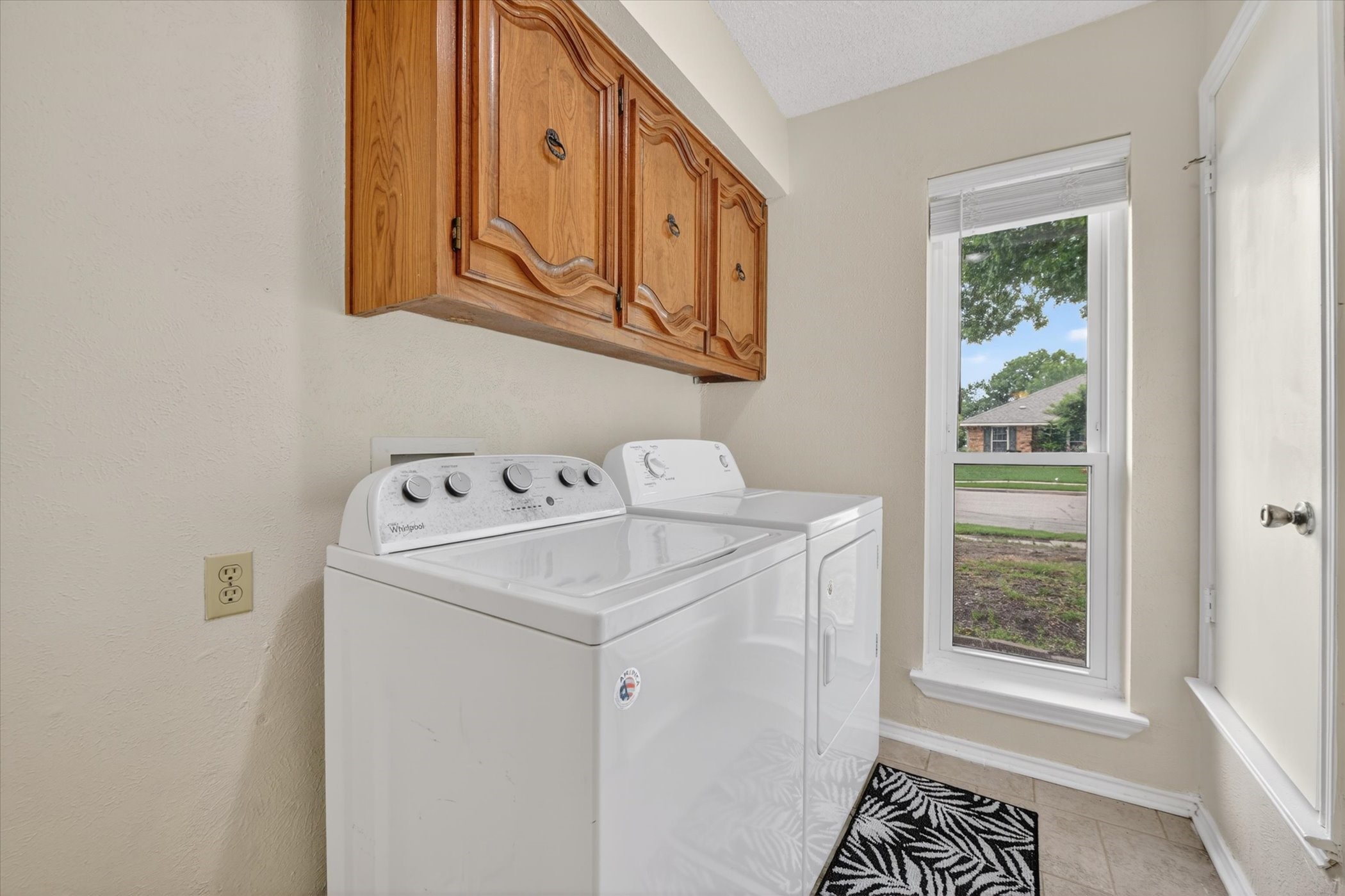 1000 Oxfordshire Drive Carrollton TX 75007