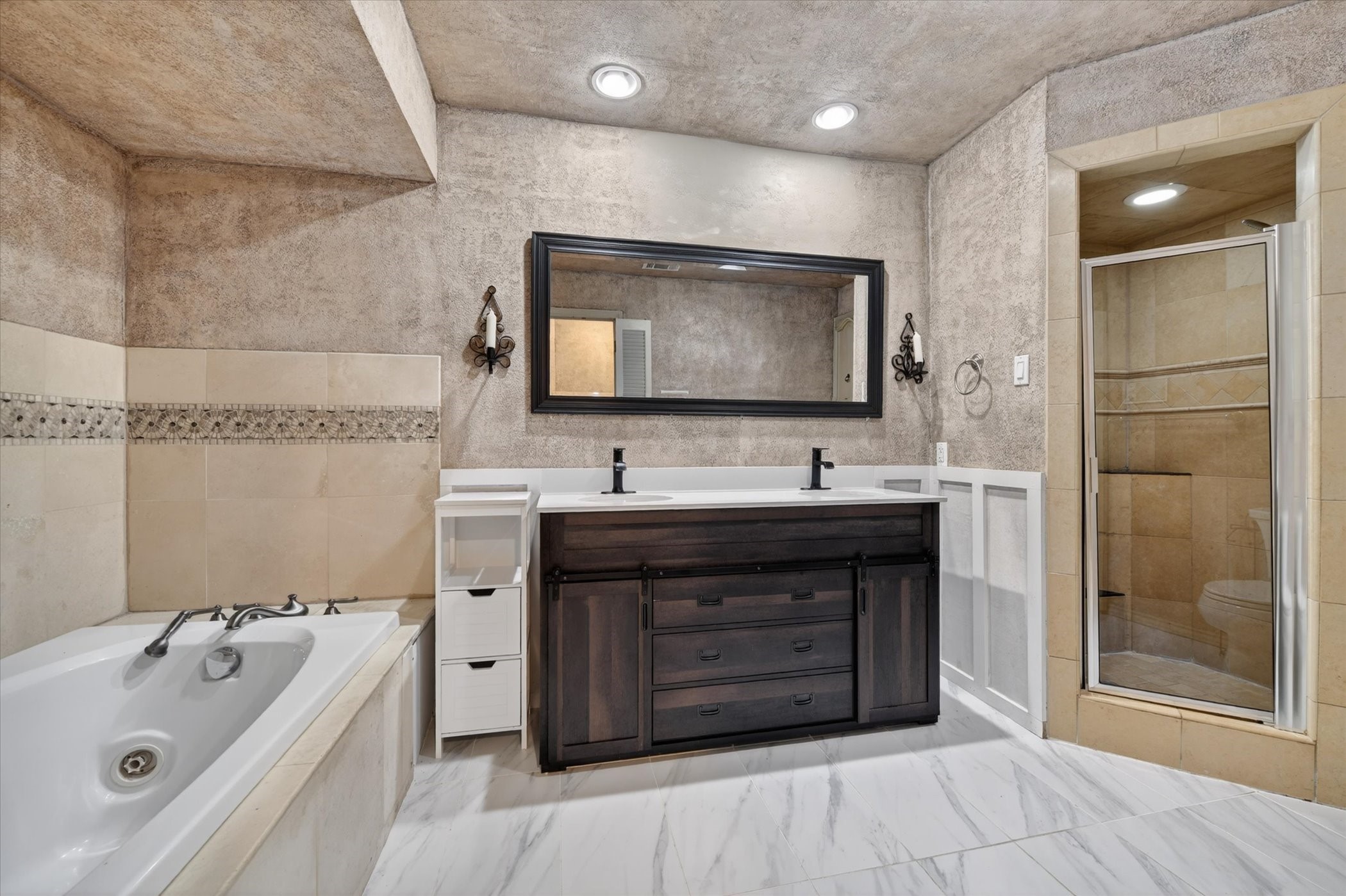 1000 Oxfordshire Drive Carrollton TX 75007
