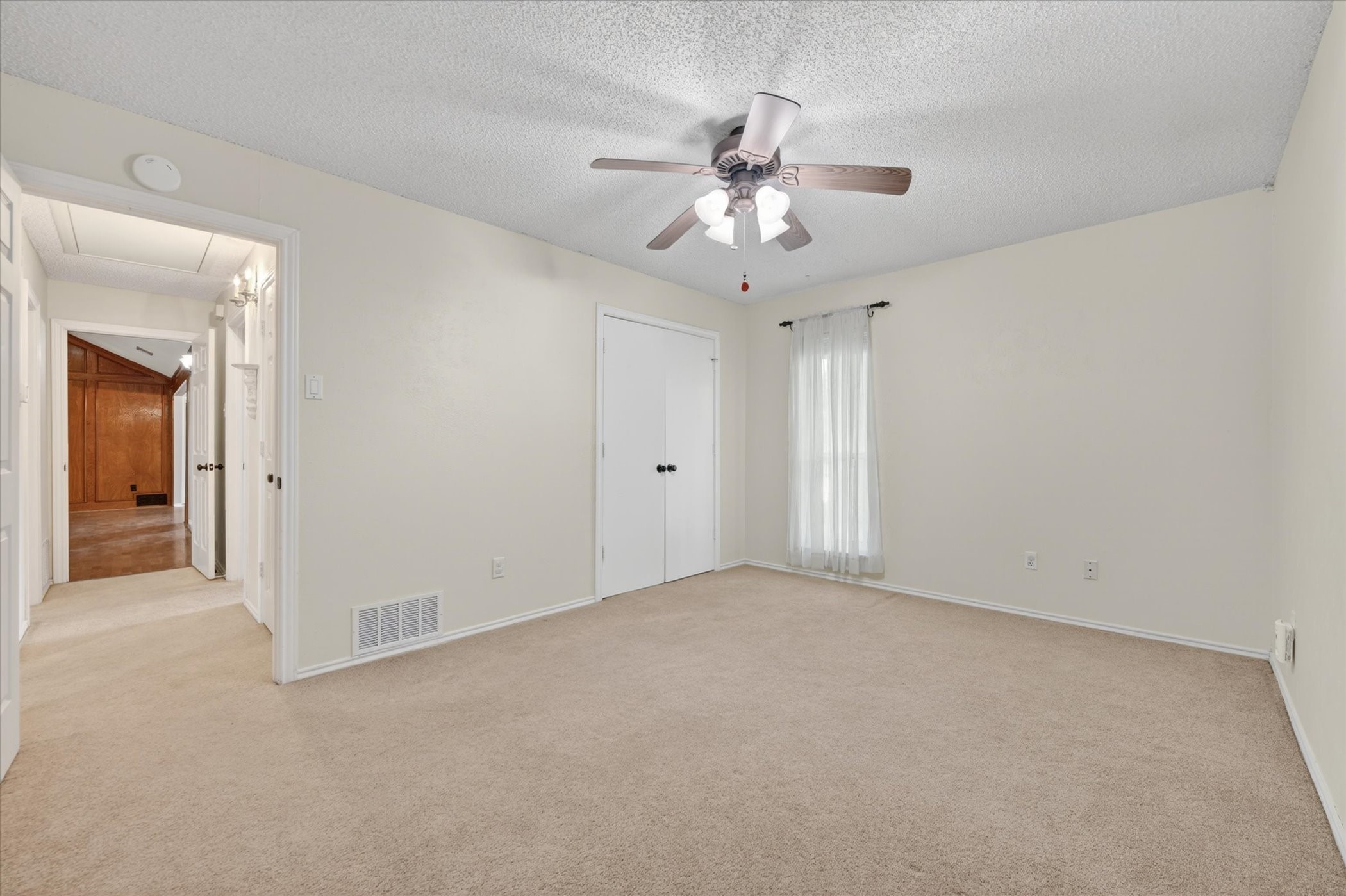 1000 Oxfordshire Drive Carrollton TX 75007