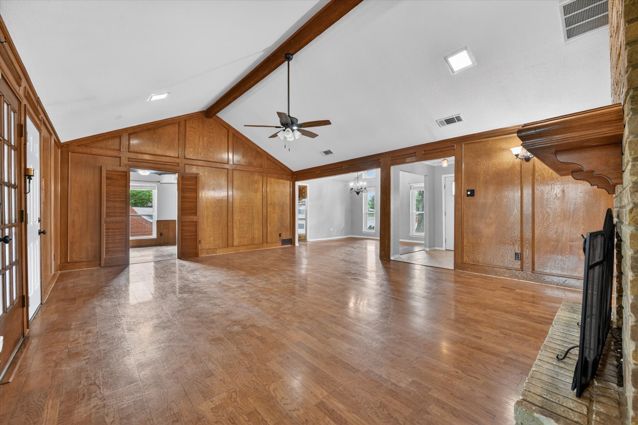 1000 Oxfordshire Drive Carrollton TX 75007