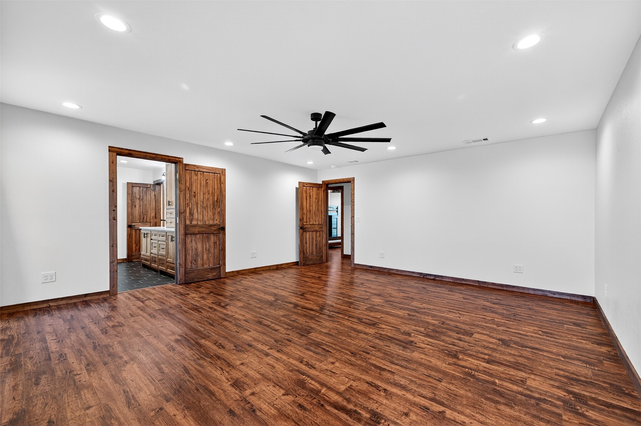 616 E Bells Boulevard Bells TX 75414