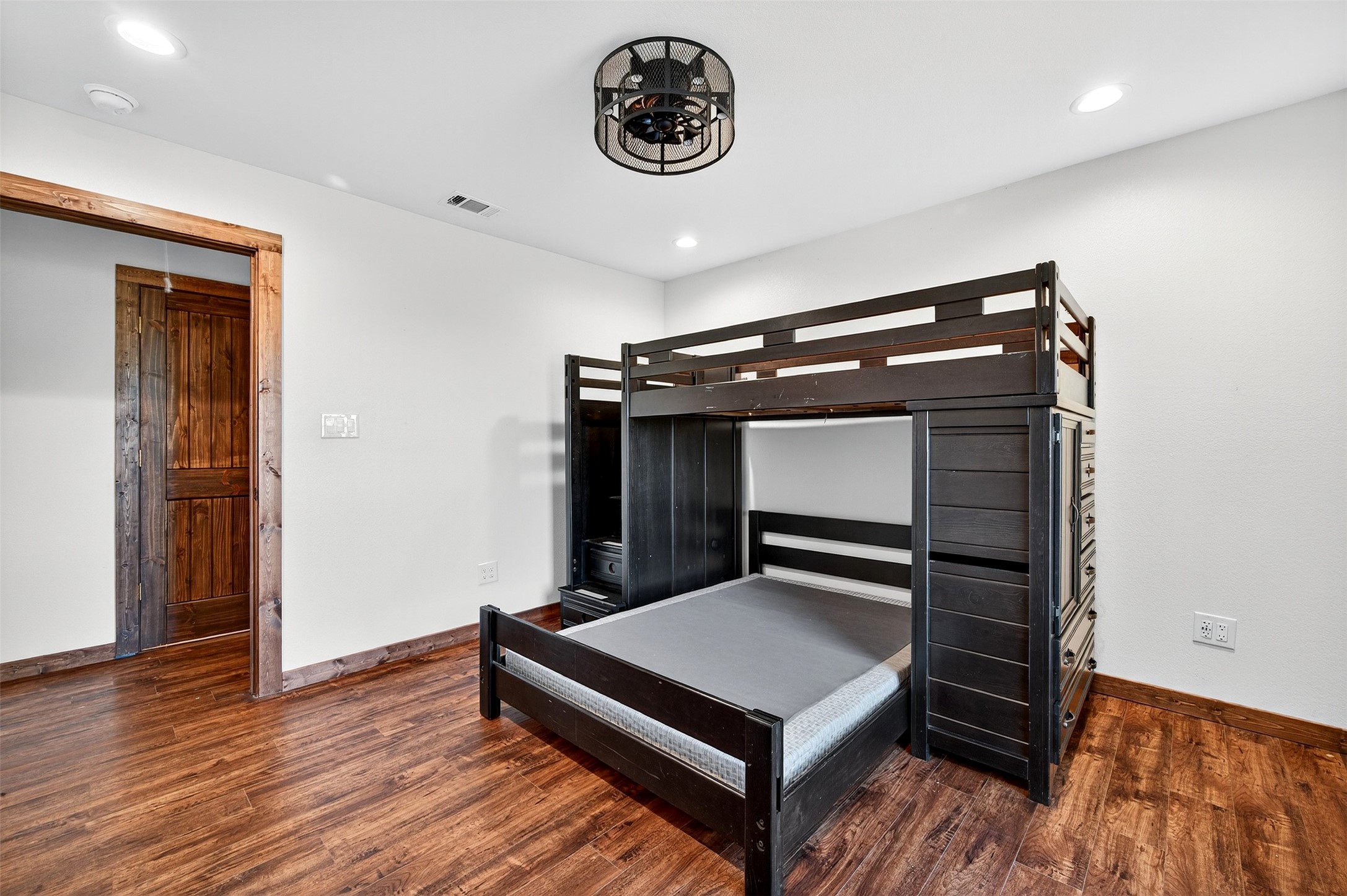 616 E Bells Boulevard Bells TX 75414