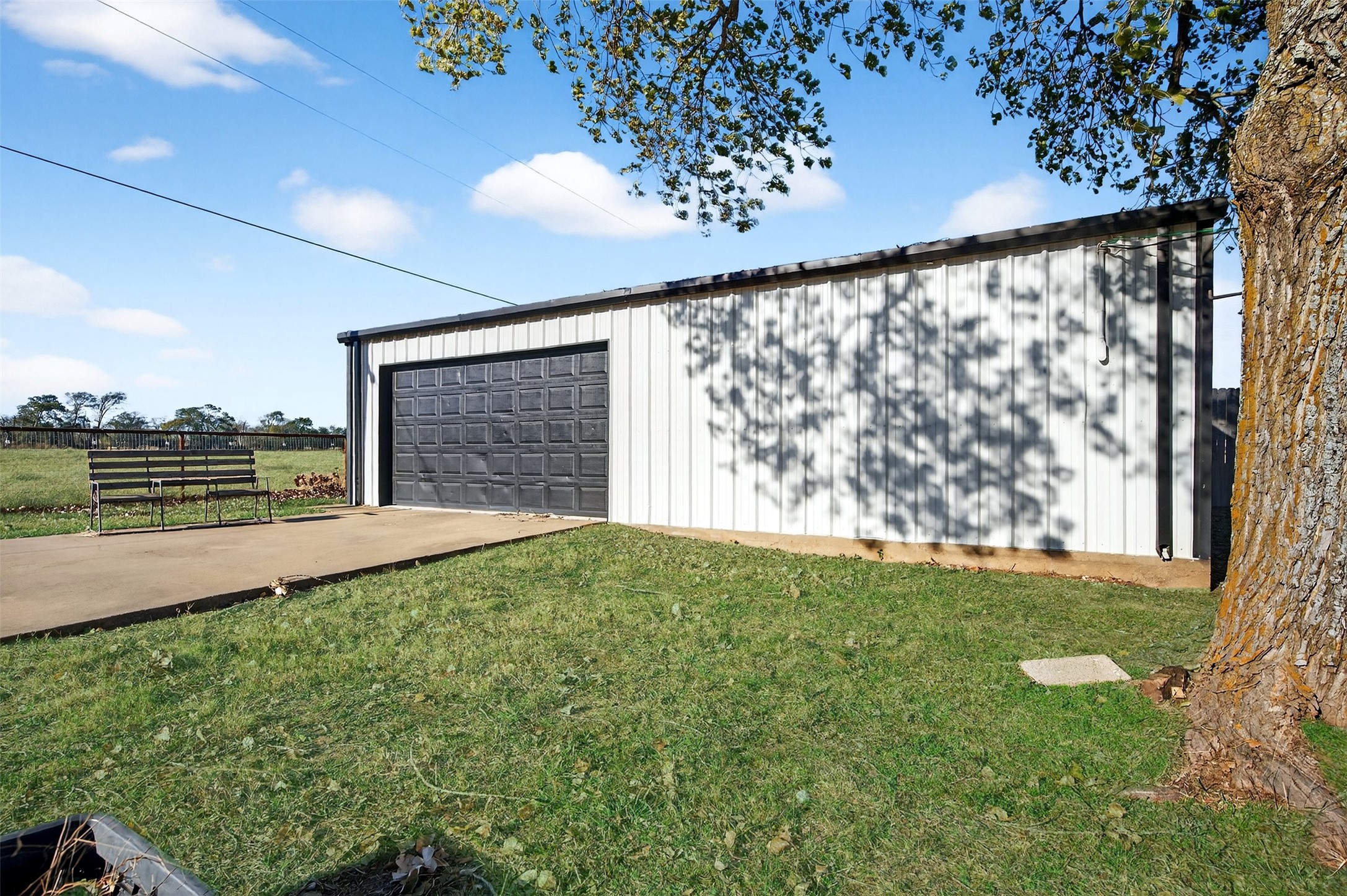 616 E Bells Boulevard Bells TX 75414