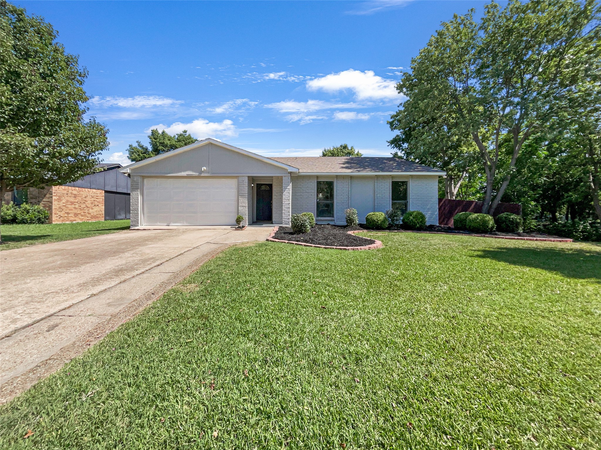 6941 Fallbrook Court Fort Worth TX 76120