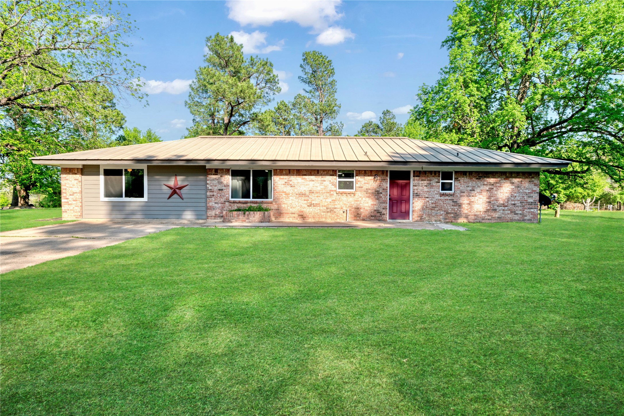 127 Farm Road 1499 Paris TX 75460