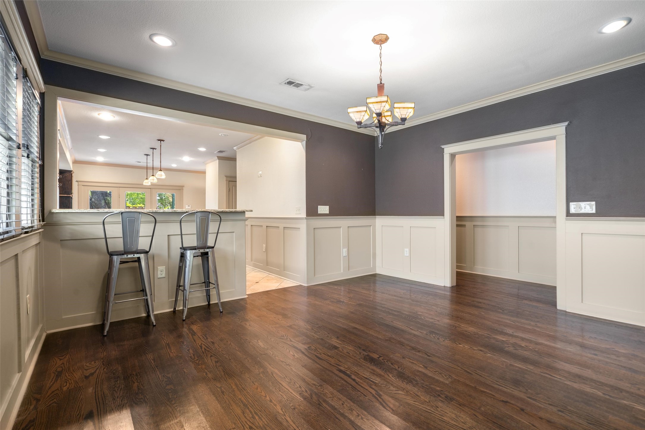 422 S Winnetka Avenue Dallas TX 75208