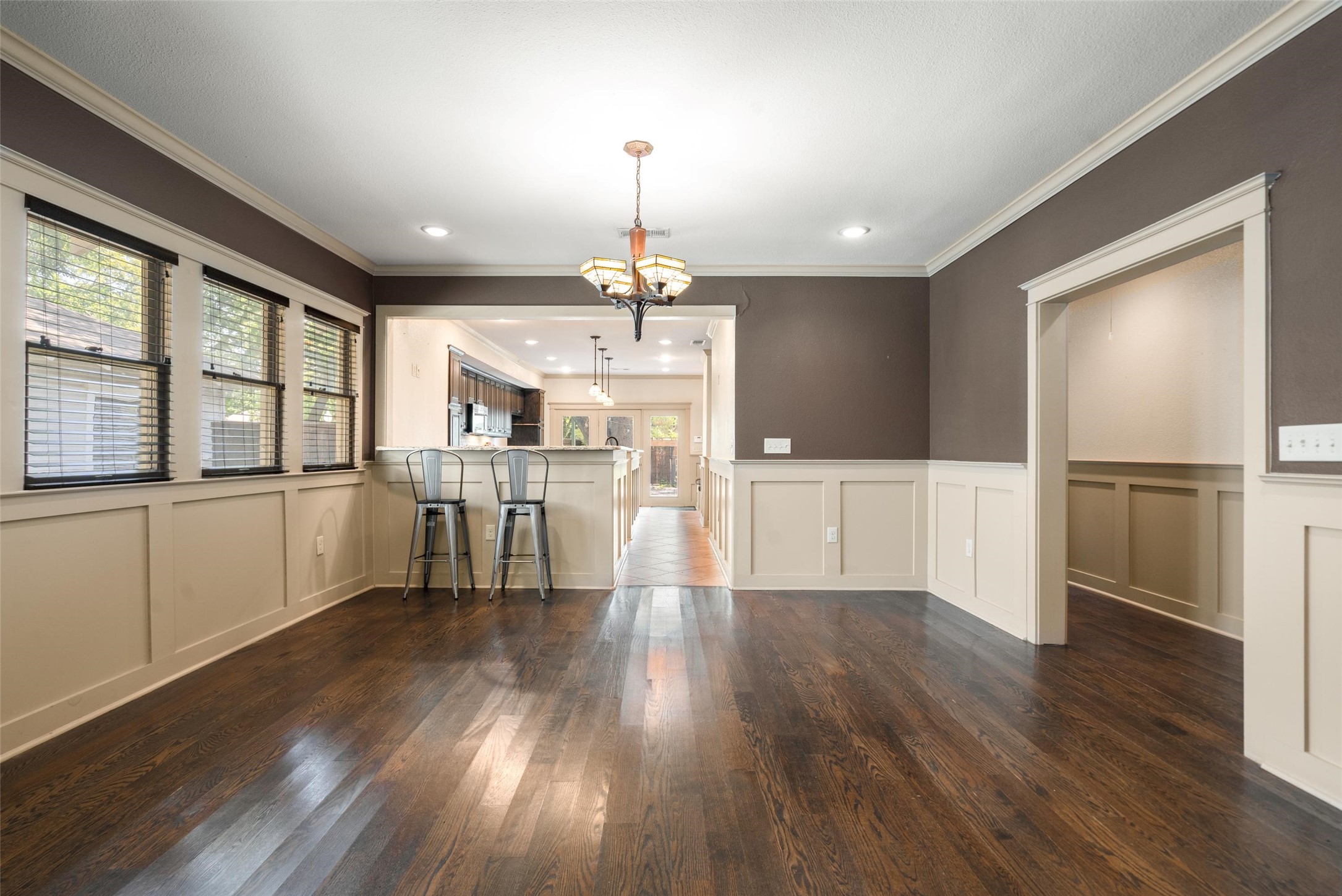 422 S Winnetka Avenue Dallas TX 75208