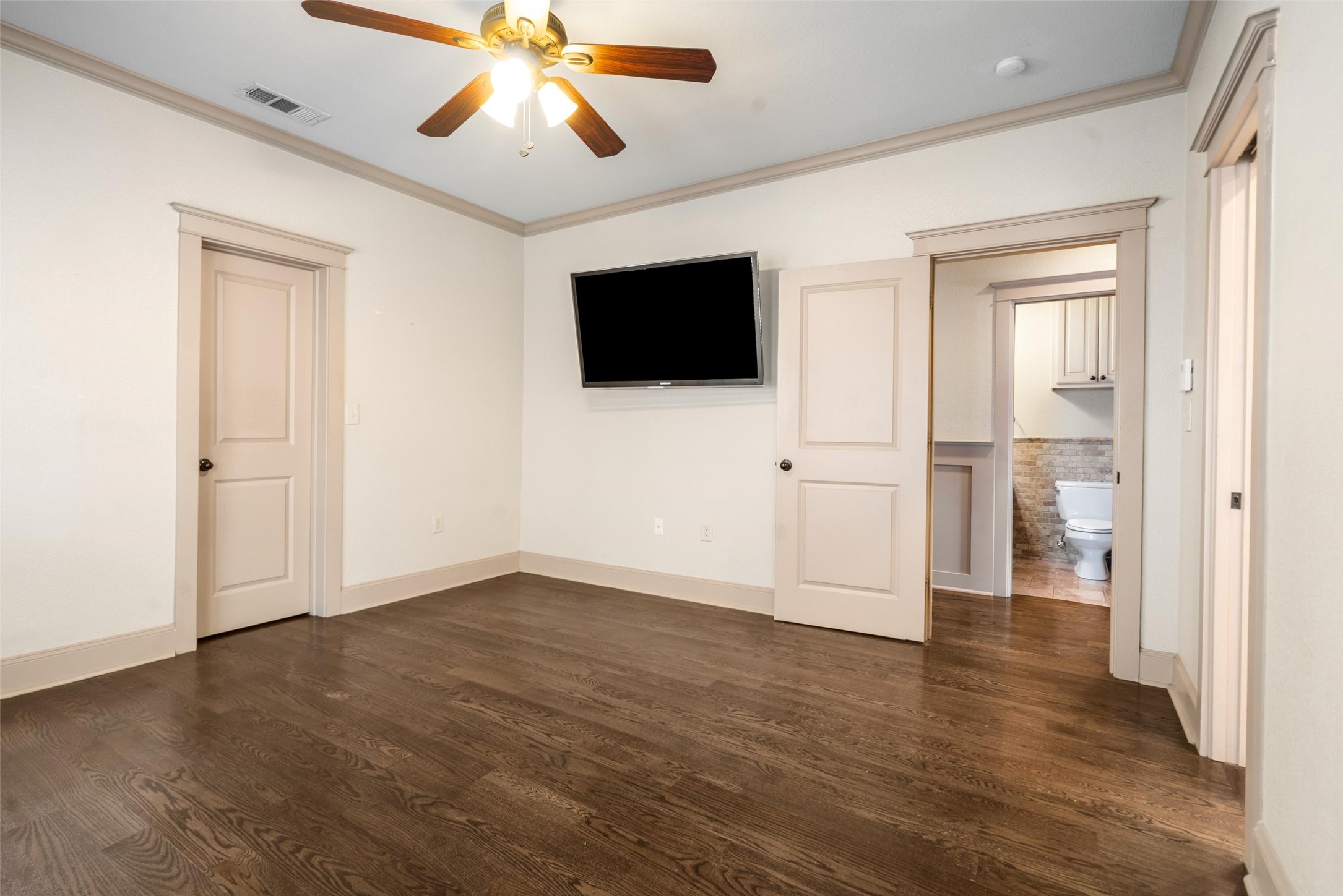 422 S Winnetka Avenue Dallas TX 75208