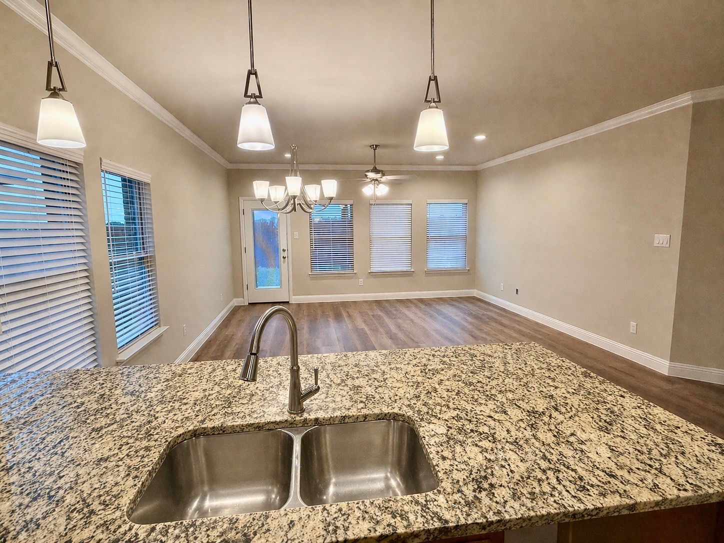 1041 Nighthawk Trail Alvarado TX 76009