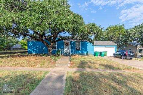 301 S Dixie Street Eastland TX 76448