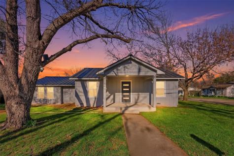 502 Madison Street Cleburne TX 76033