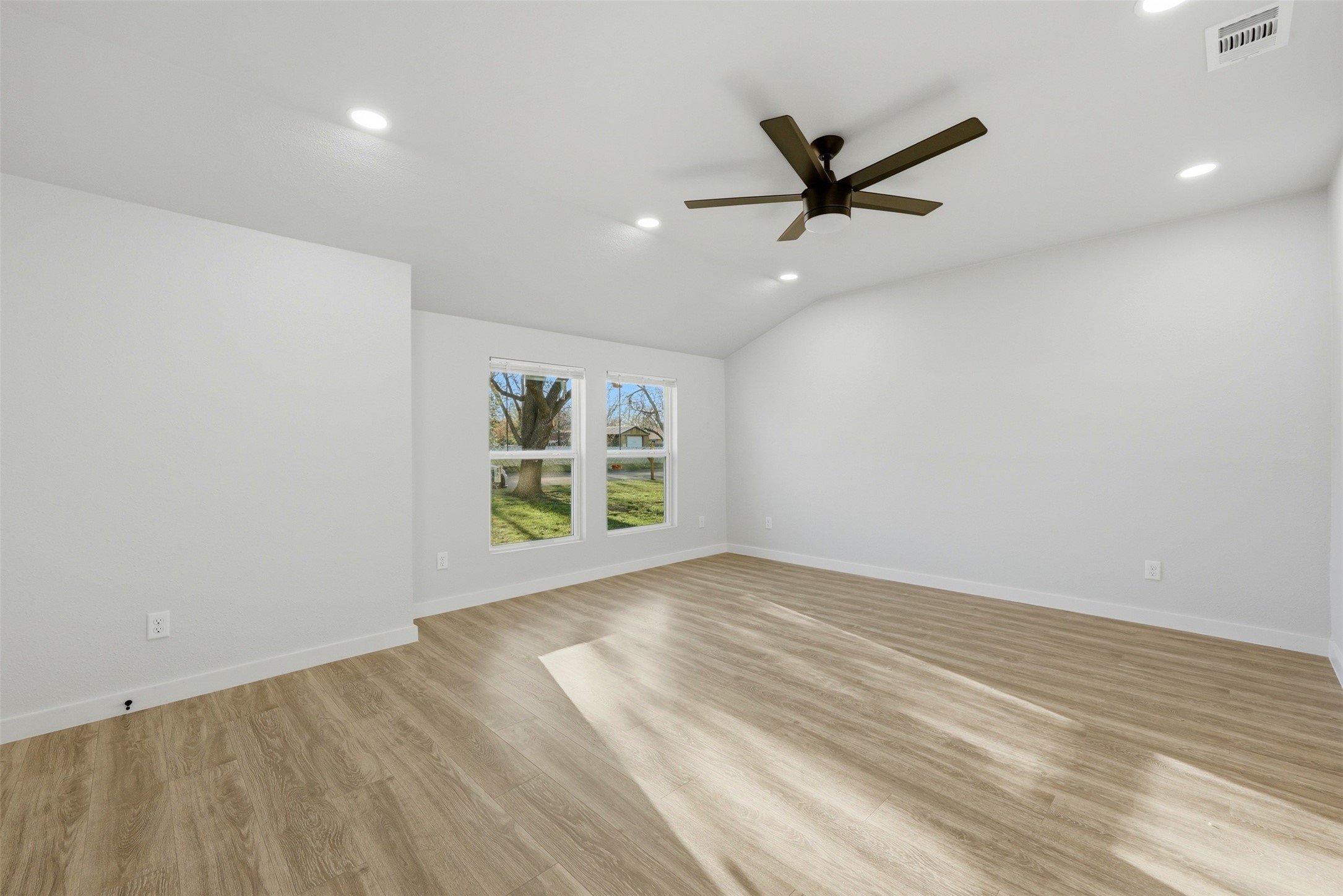 502 Madison Street Cleburne TX 76033