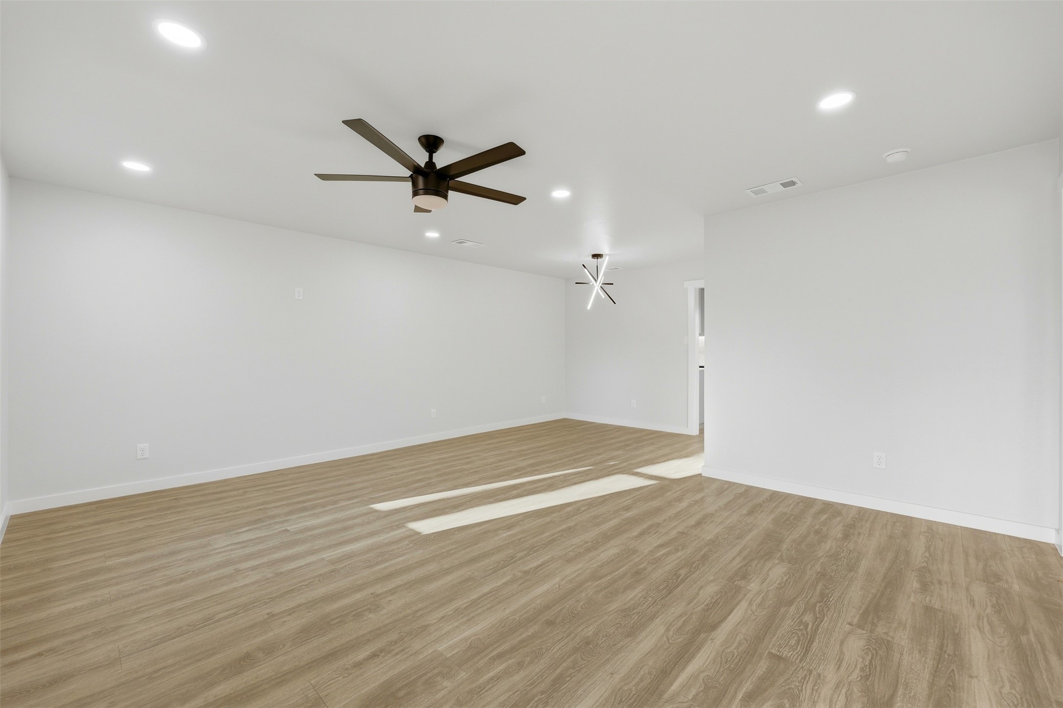 502 Madison Street Cleburne TX 76033