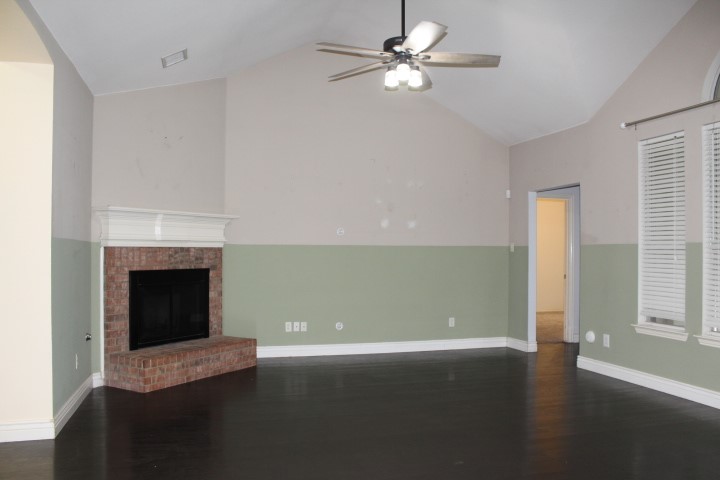 1070 Hillwood Drive Saginaw TX 76179
